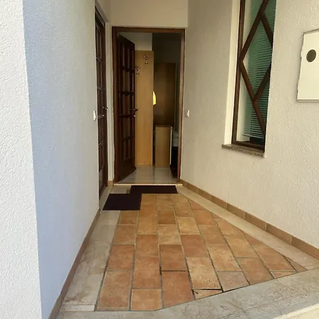 Loncar Apartment